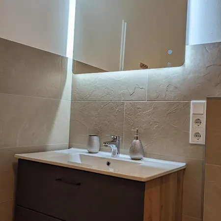Bran: Design - Kueche, Parken ,netflix Apartment Bad Rothenfelde