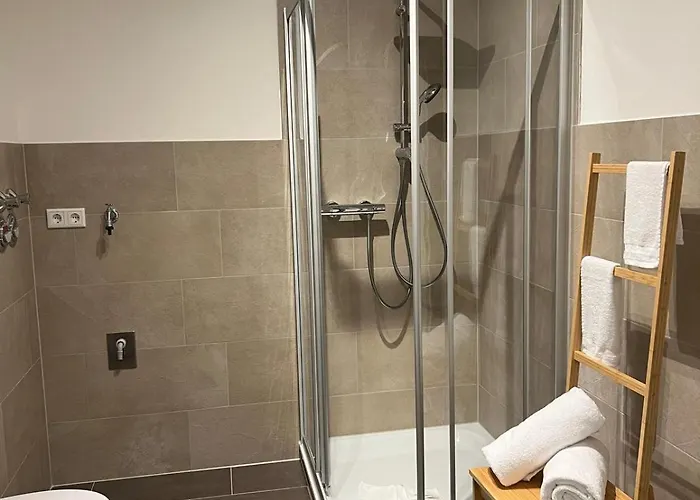 Bran: Design - Kueche, Parken ,netflix * バート・ローテンフェルデ